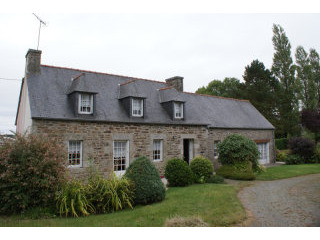 Longere with Outbuilding