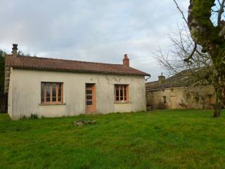 Part Renovated Stone House + 2nd..