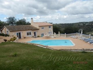 5 bedroom Farm For Sale: Loule, Loule..