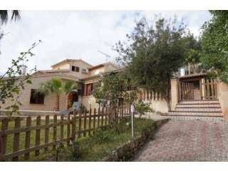 Lovely country home with pool and..