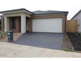 PREMIUM LOCATION in Upper Point Cook..