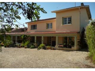 Restored Farmhouse With Swimming Pool..