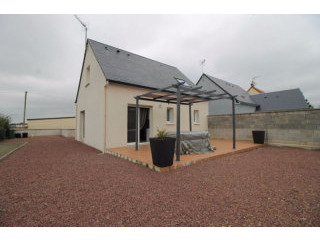 3 Bedroom Modern Villa With Enclosed..