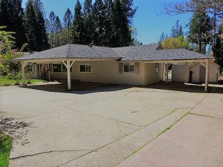 11148 Glen Meadow Dr Grass Valley, CA..