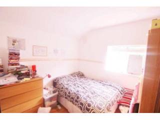 5 Bed Flat/Apartment To Let in London