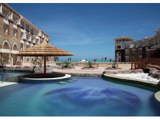 Beachfront Apartment – Ideal Holiday H..
