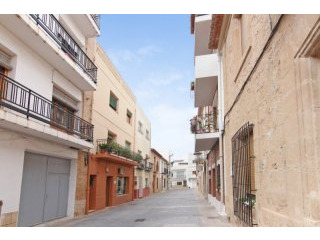 3 bedroom apartment in the historic..