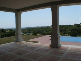 6 bedroom Detached Villa For Sale: La..