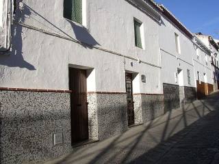 Town House - A traditional large..