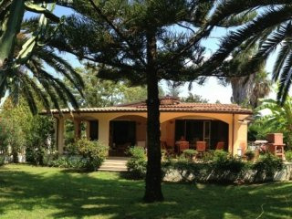 2 Bedrooms - Villa - Italy - For Sale