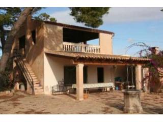 Nice Finca Located In A Rustic Area..