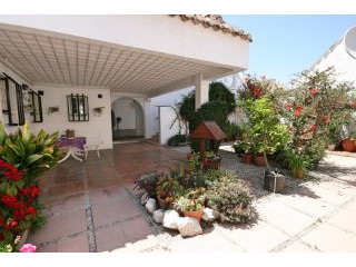 2 Bedroom Ground Floor Apartment