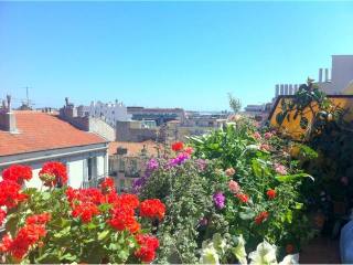 Beautiful Rooftop Views from One Bed in..