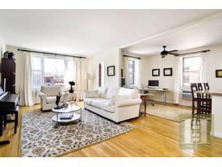 3 bedroom Apartment For Sale: 3050..