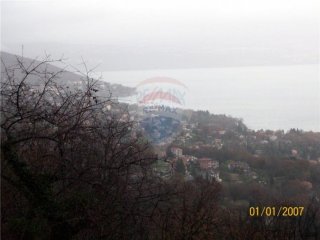 LOVRAN - LIGANJ - GRAĐEVINSKI TEREN 829 m2 - POGLED