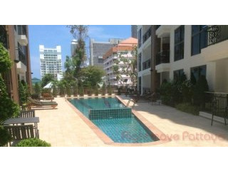 1 Bedroom Condo for sale in Pratumnak -..