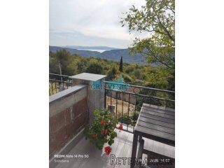 GRIŽANI APARTMAN sa okućnicom
