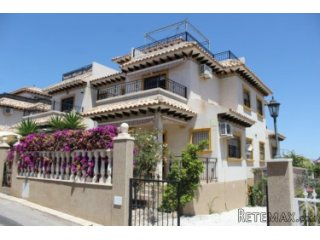 This house is located in a nice and quiet area, near the..