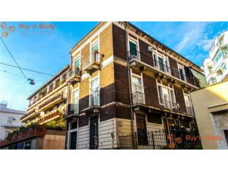 2 bedroom Apartment For Sale: Catania..