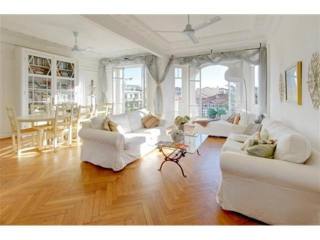 Luxurious and Charming two bedroom..