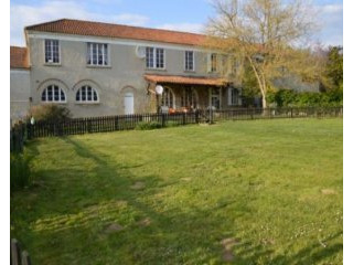 Large farmhouse, 2 cottages..
