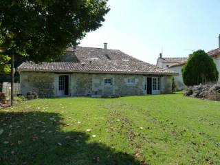 Beautiful medieval property with garden..