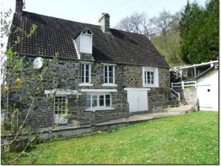 House with Good Access to River Frontage