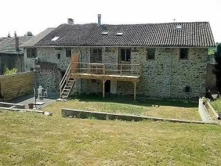 Not To Be Missed-Renovated Barn..