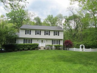 4 bedroom House For Sale: 35 White..
