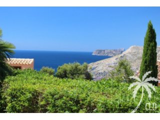 Villa for sale in Costa Nova in Javea with sea views. Upon..