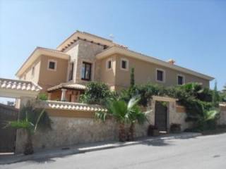 5 Bedrooms - Villa - Alicante - For Sale