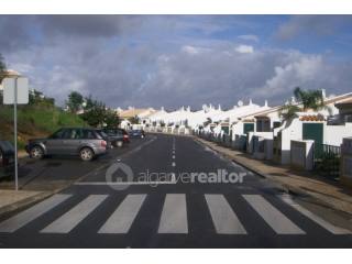 3 Bedroom Plus Attick Townhouse Near..