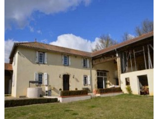 Hilltop maison de maitre with pool and..