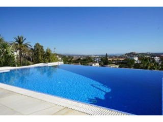 3 Bedrooms - Villa - Malaga - For Sale