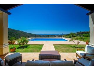 Villa - Benahavis. Urb. Montemayor. 4..