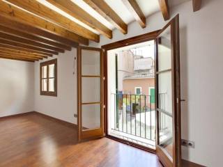 Modern apartment with patio in..