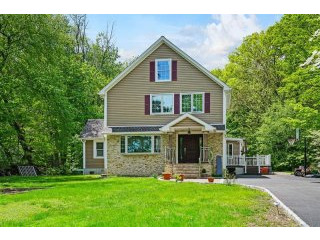 5 bedroom House For Sale: 2959..