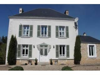 Cherves (86) - Well presented Maison de..