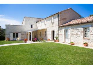 6 bedroom House For Sale: Sirolo..
