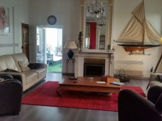 Beautiful Renovated Maison De Maitre