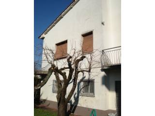 Villa - For Sale - Lucca centre and..