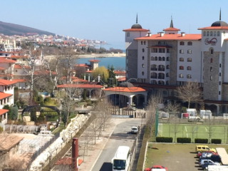 Furnished 1-bedroom apartments with sea..