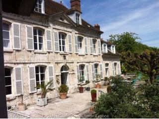 10 bedroom Character For Sale: 78270..