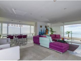 Spacious 3 bedroom apartment in Torre..