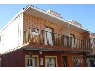 Apartment for sale in Los Nietos