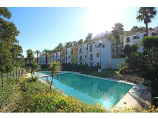 3 bedroom town house for sale