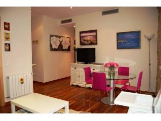 3 Bedrooms - Apartment - Girona - For..