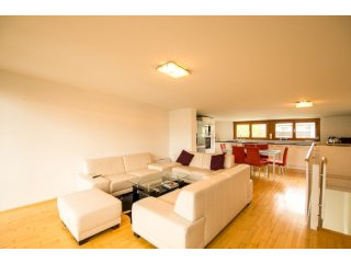 Well Maintained Terraced House On The..