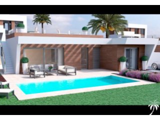 Are you looking for a nice, detached villa in a quiet area?..