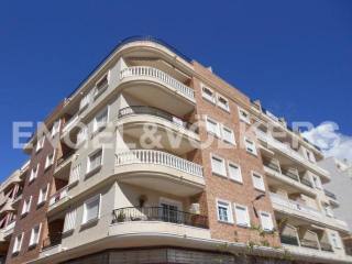 Beautiful apartment with garage..